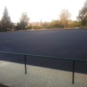 Sportplatz-Bauzeit